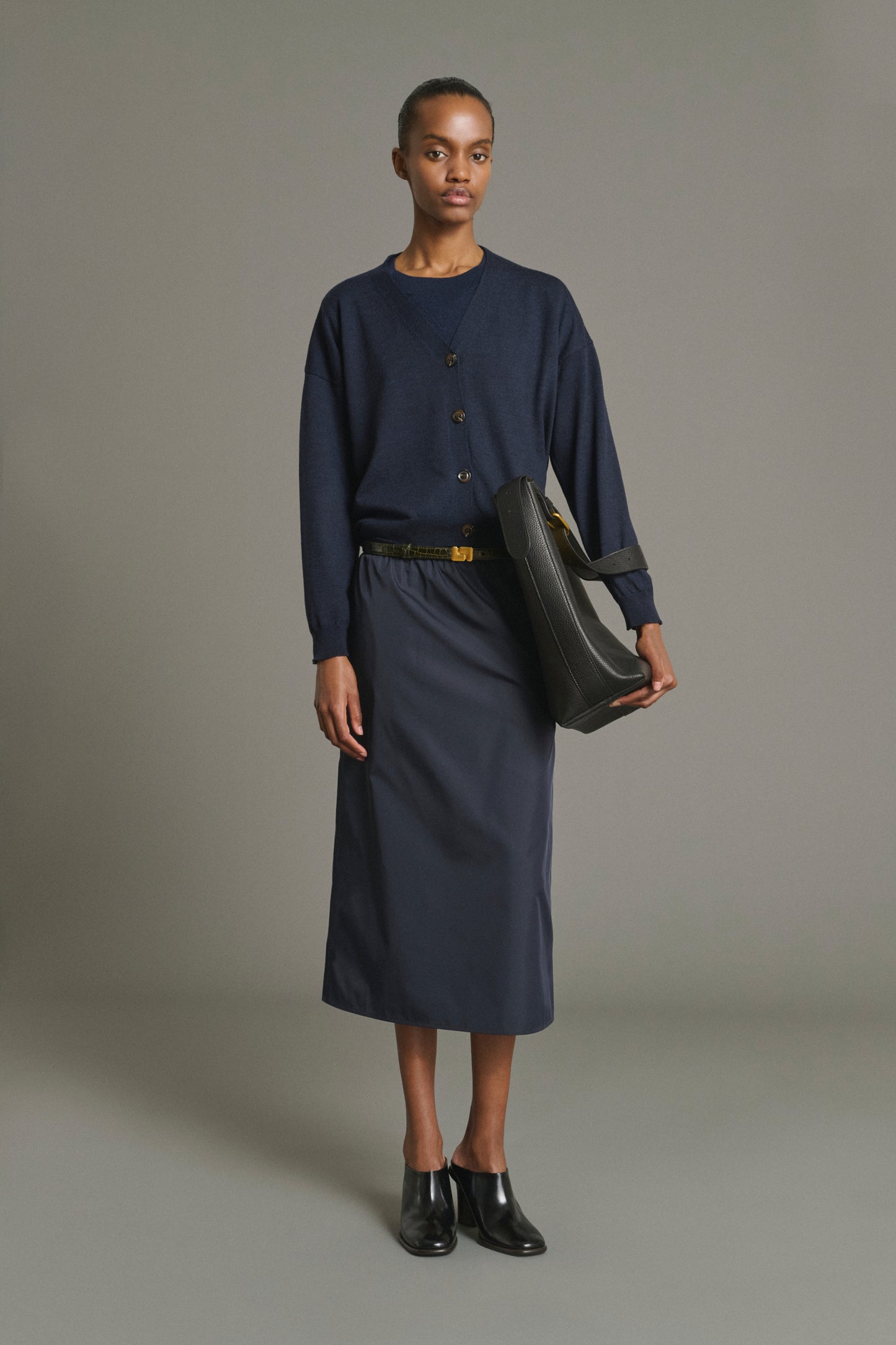 Idem Cardigan - Navy Merino Wool Women - Soeur