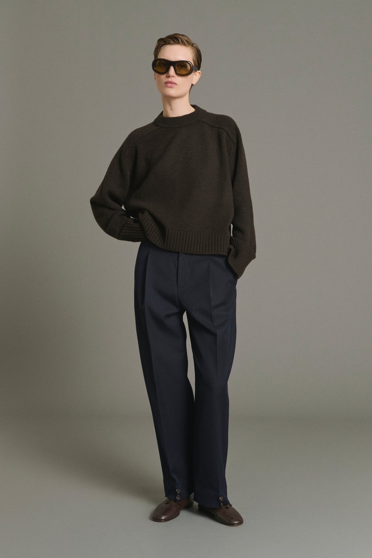 Pantalón Felix - Navy lana con pinzas mujer - Soeur vue 5