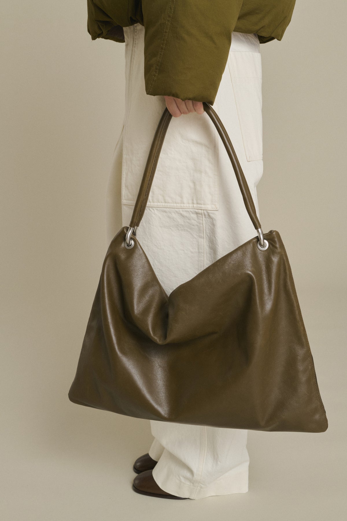 Gia Tote Bag - Khaki Smooth Leather with Eyelets Women - Soeur vue 2
